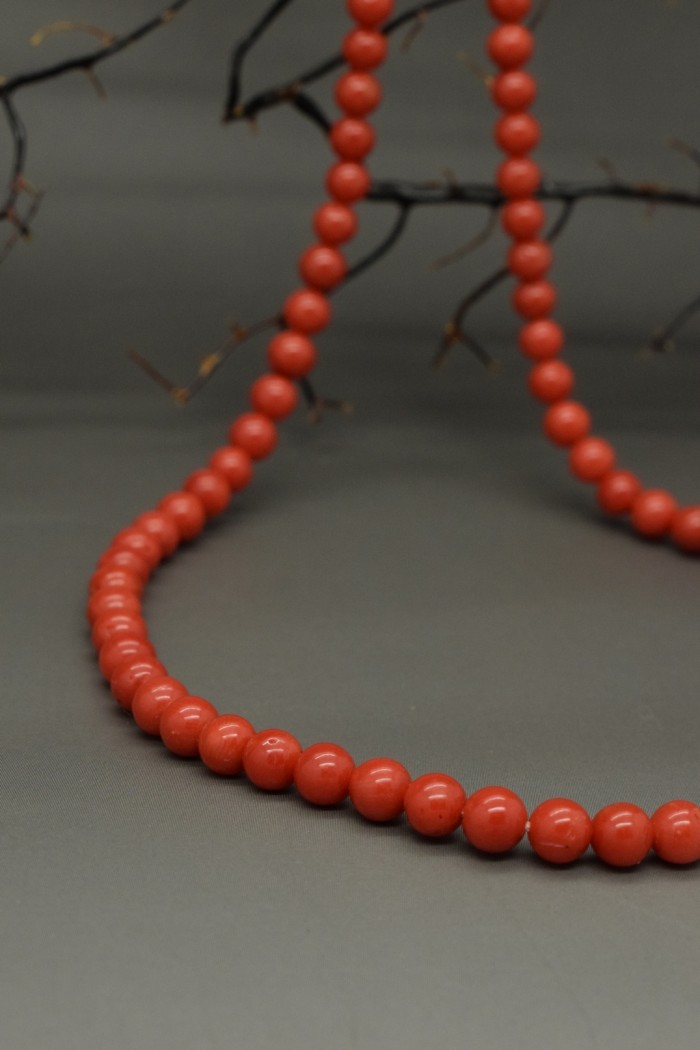 Collana di corallo rosso