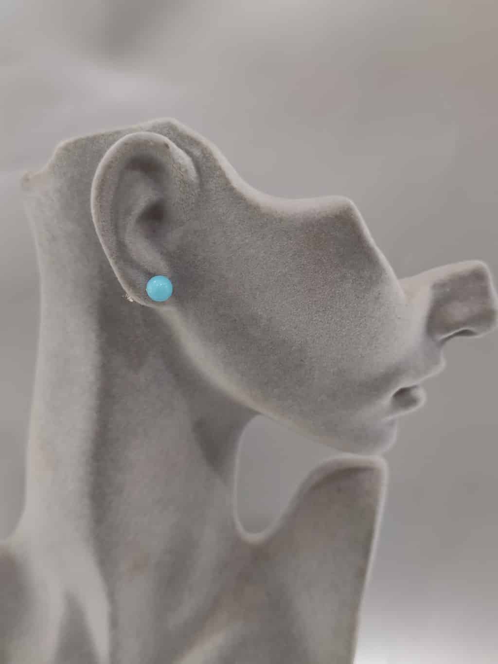 Orecchini A Perno In Argento 925 Con Sfera Turchese - Semplici Ed Eleganti