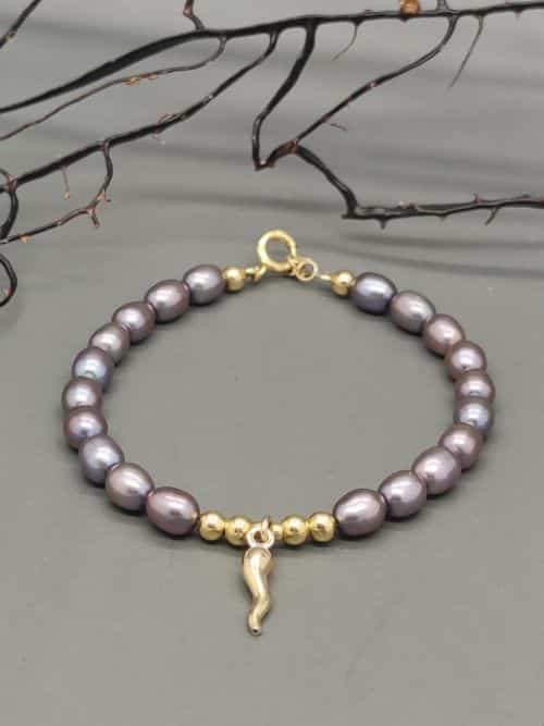 BRACCIALE-PERLE-OVALI-GRIGIO-LILLA-CIONDOLO-CORNETTO-ARGENTO
