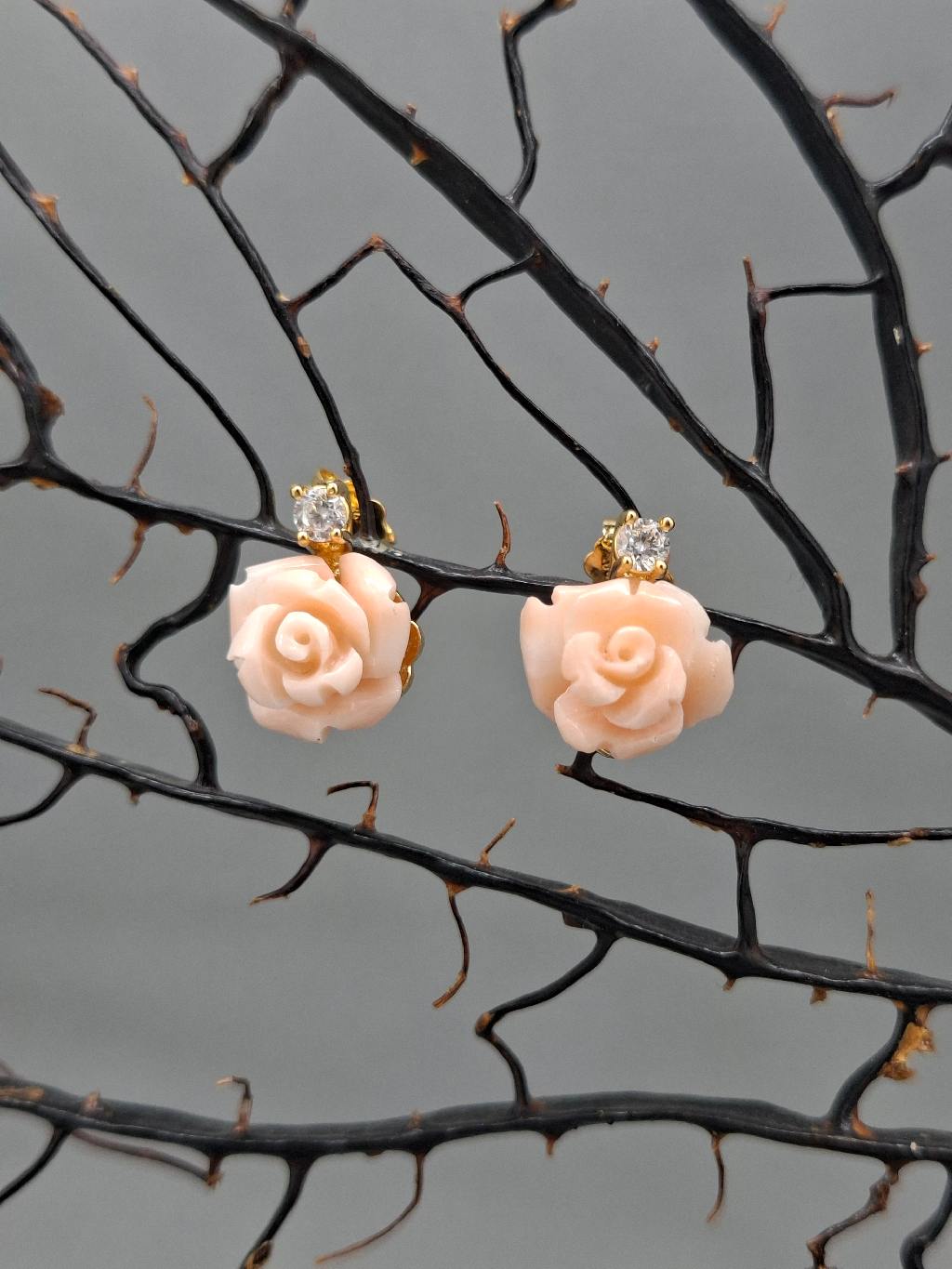 orecchini rose di corallo midway